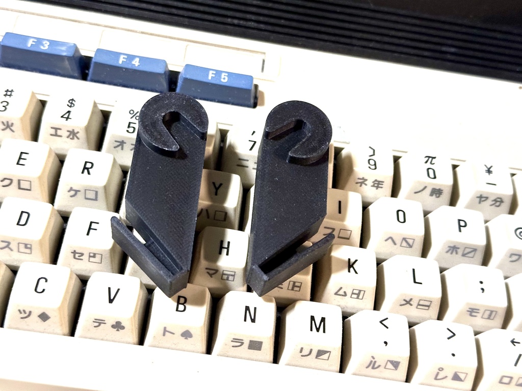 MZ-700プロッタプリンタ用ペーパーホルダーアームの3Dモデルデータ