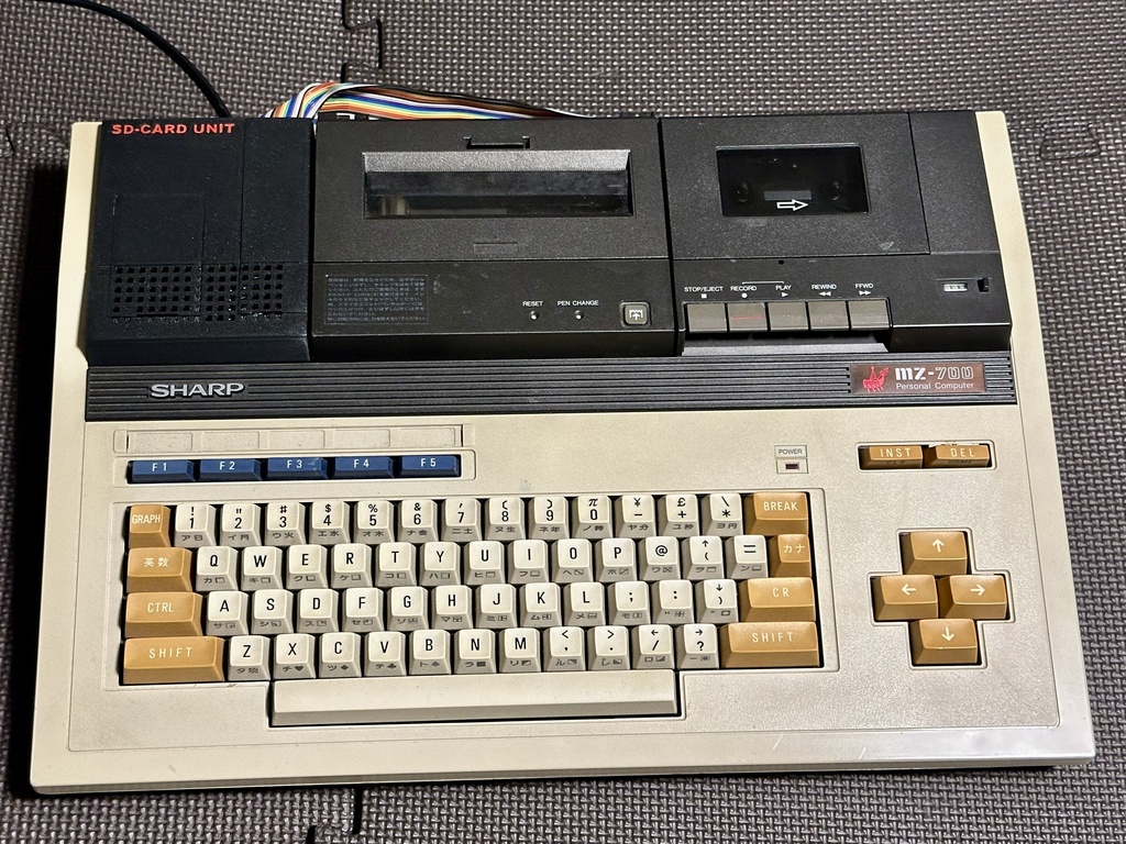 MZ-80K_SDをMZ-700の電源ユニットと置き換えて設置できるケースの3Dモデルデータ