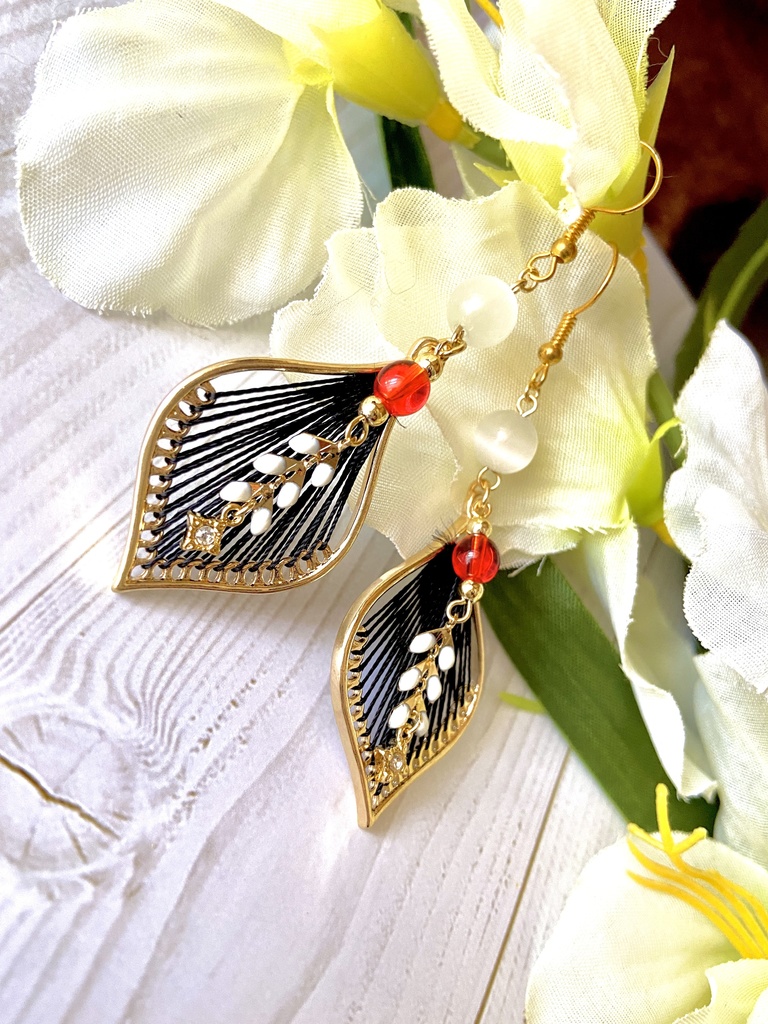 小烏丸イメージ ピアス/イヤリング