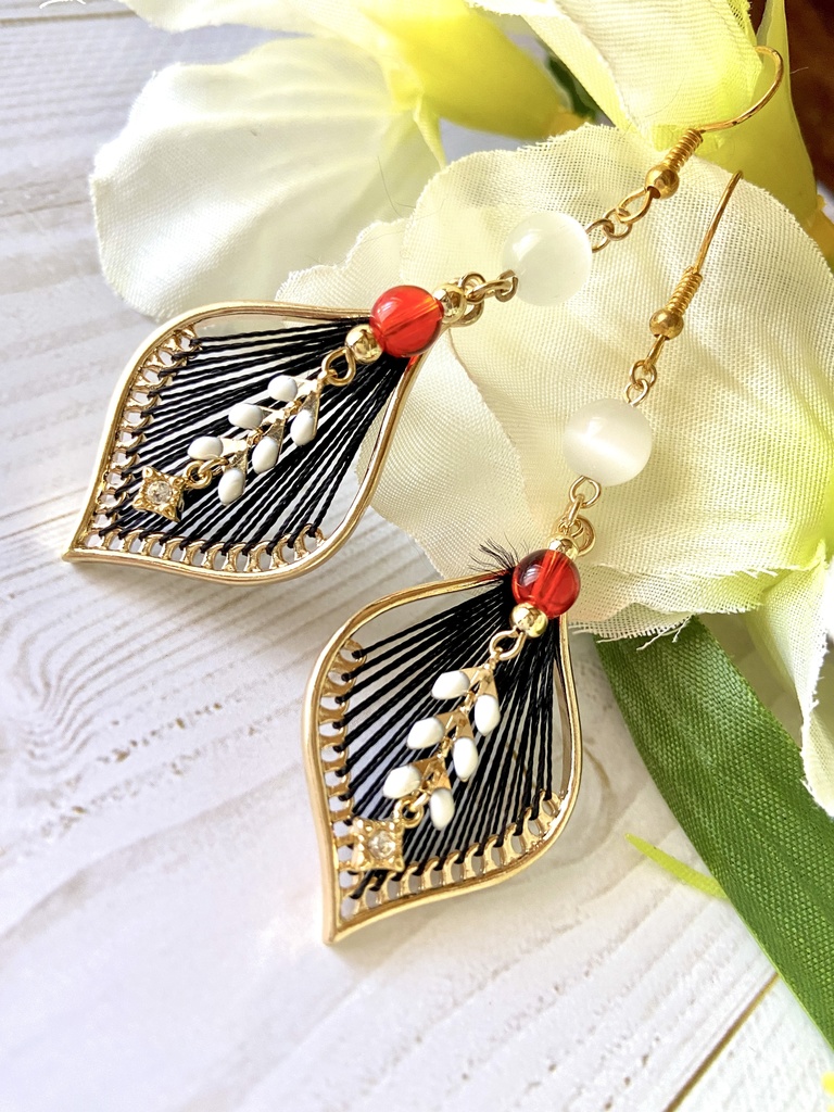 小烏丸イメージ　ピアス/イヤリング