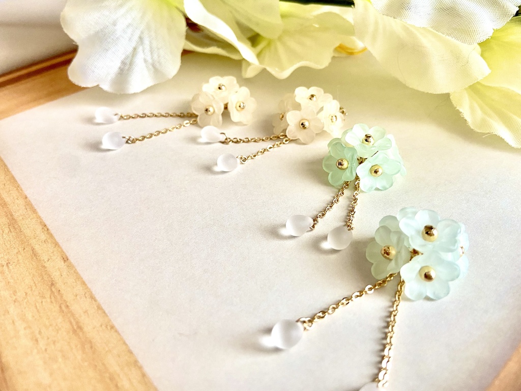 双騎カラー 花玉ピアス/イヤリング