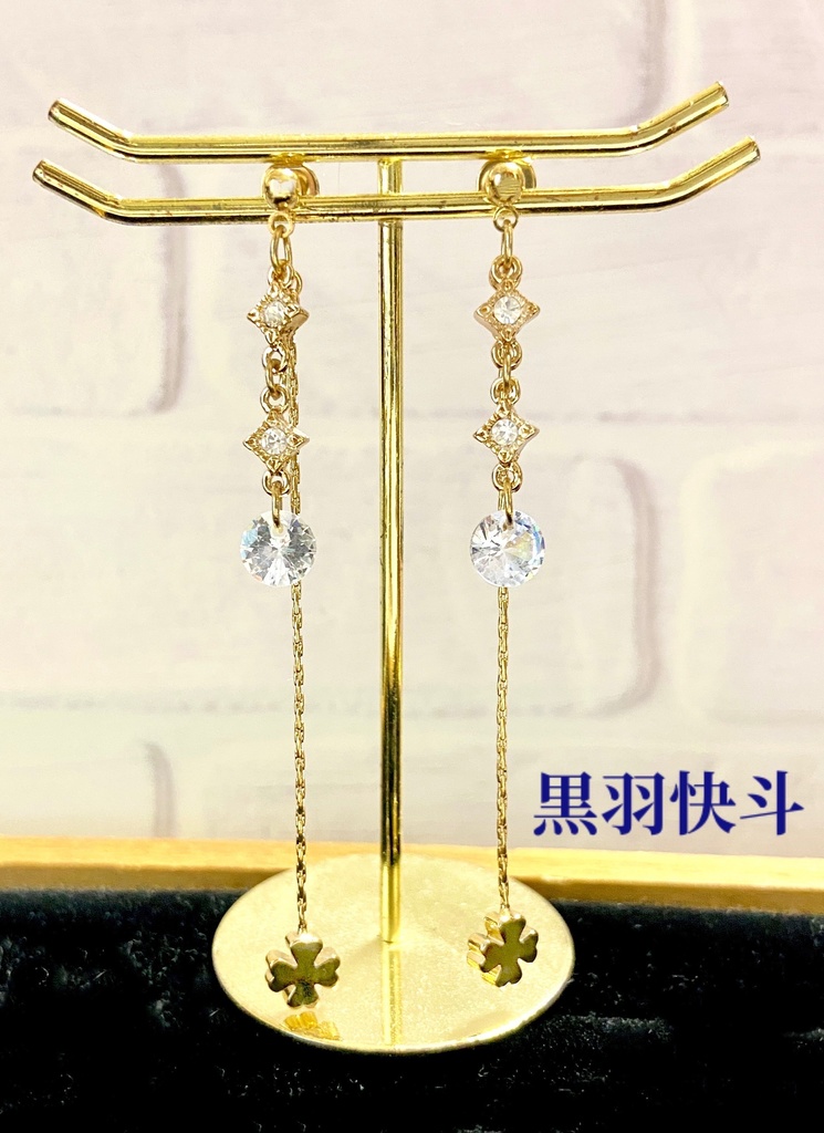 3/4組イメージ ピアス/イヤリング