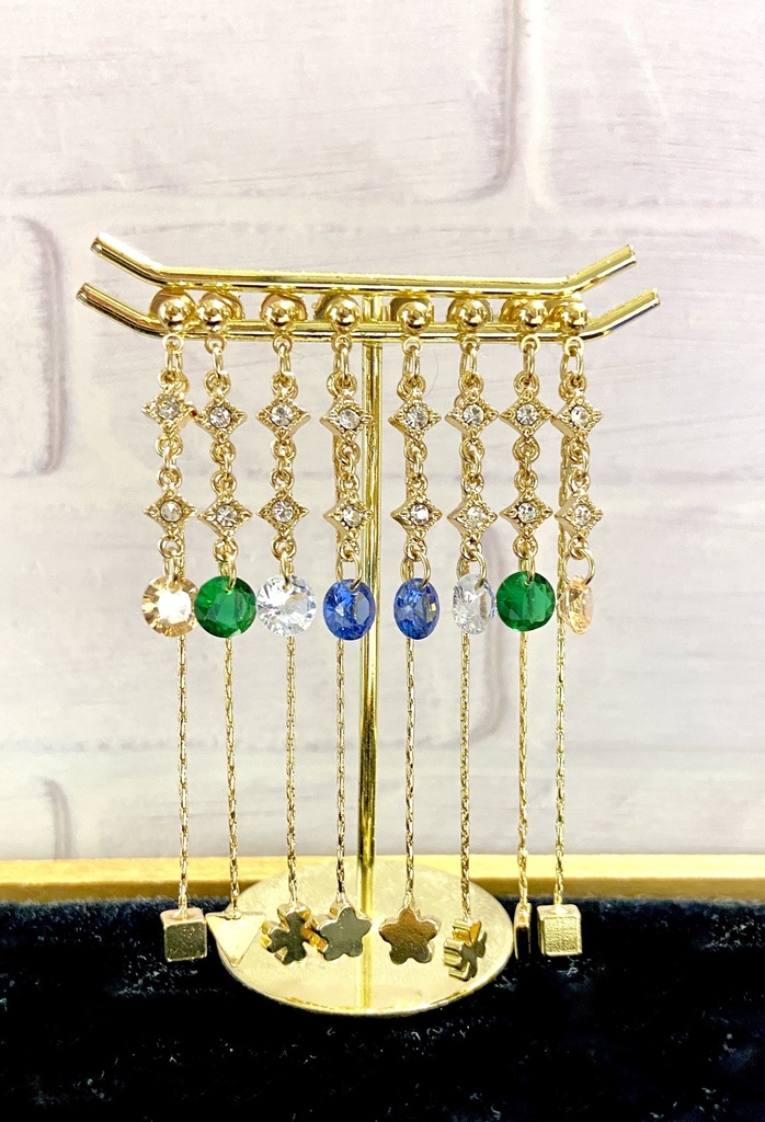 3/4組イメージ ピアス/イヤリング