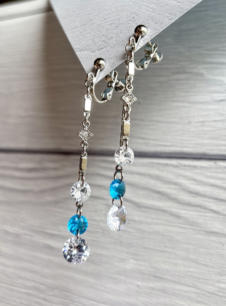 五条悟 イメージ ピアス/イヤリング