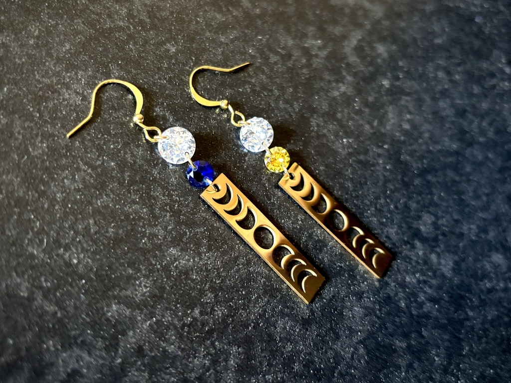 三日月宗近イメージ プレートピアス/イヤリング