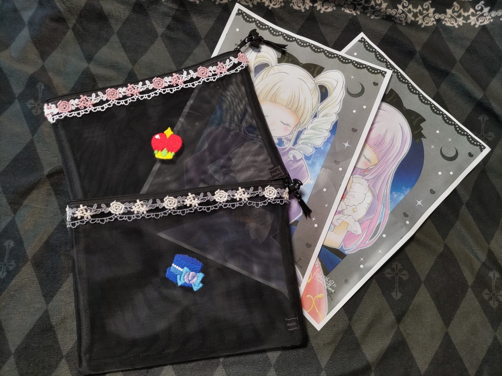 限定ペーパー付き!モチーフ刺繍メッシュポーチ