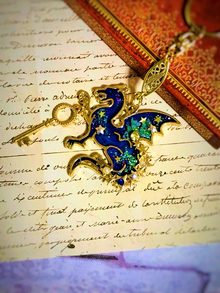 契約竜の鍵【善】　（キーホルダー）