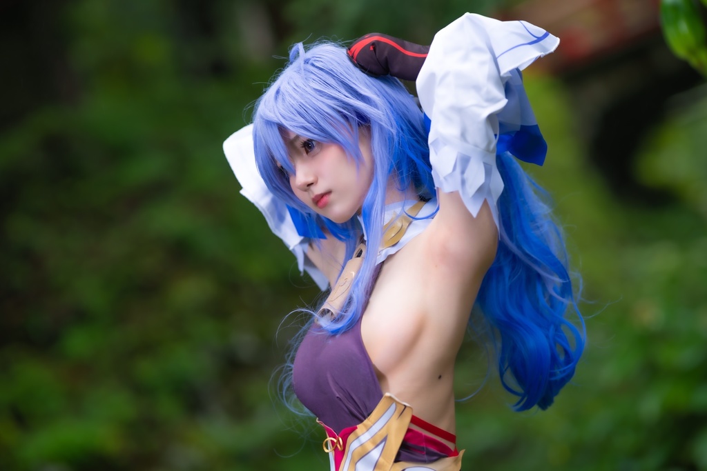 完売御礼！奥寺テーラ原神写真集『氷風に彷徨う』