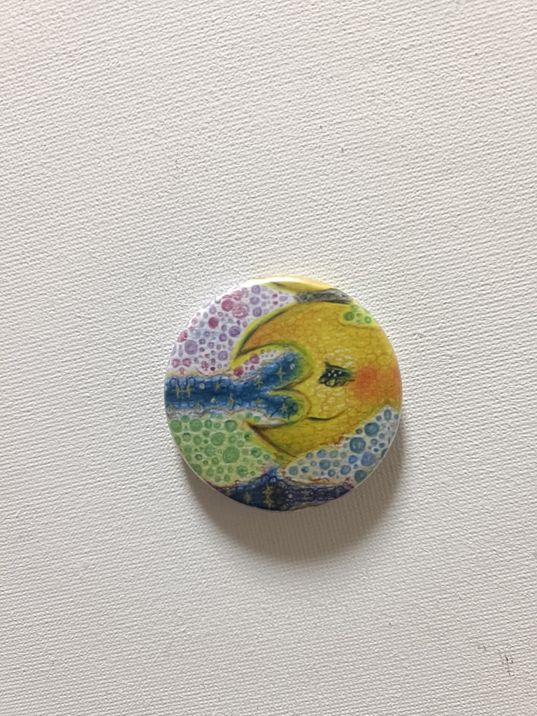 おつきさまの缶バッジ