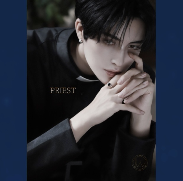 C103 神父写真集（Priest）