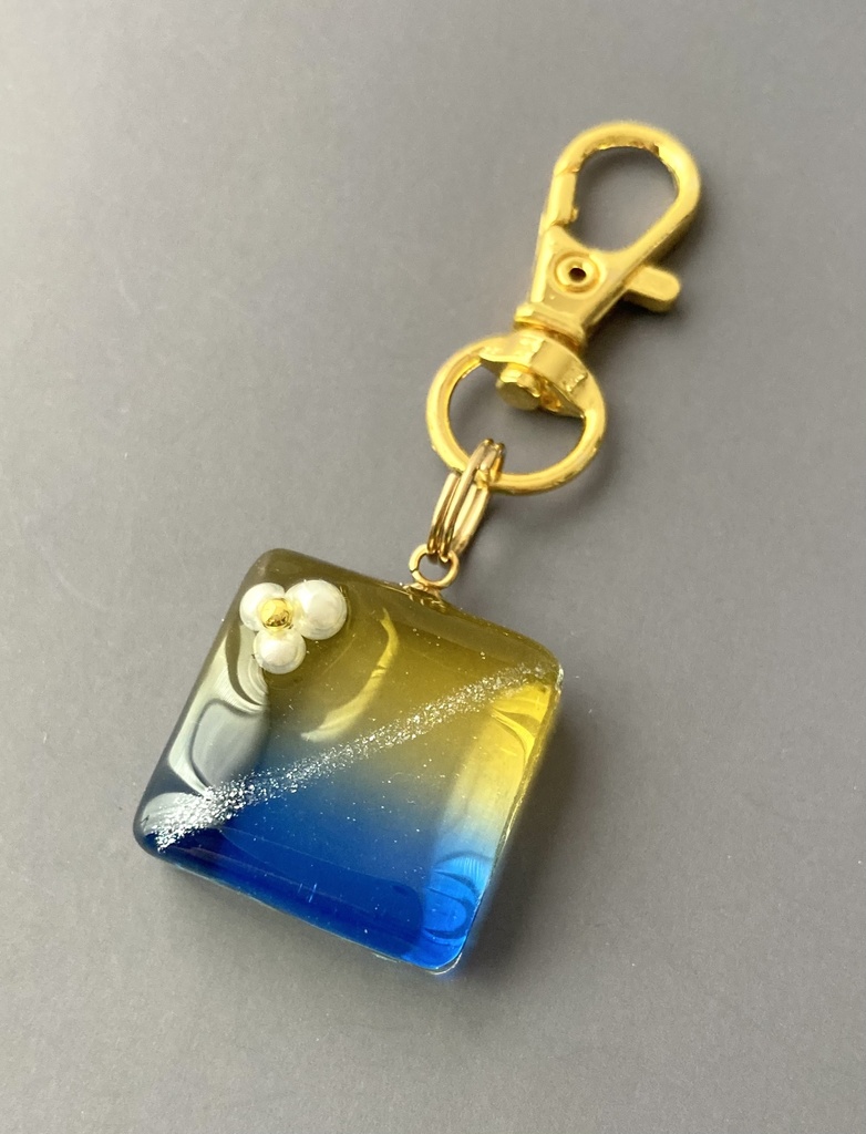 【エルヴィンモチーフ】グラデーションキーホルダー(クリア)