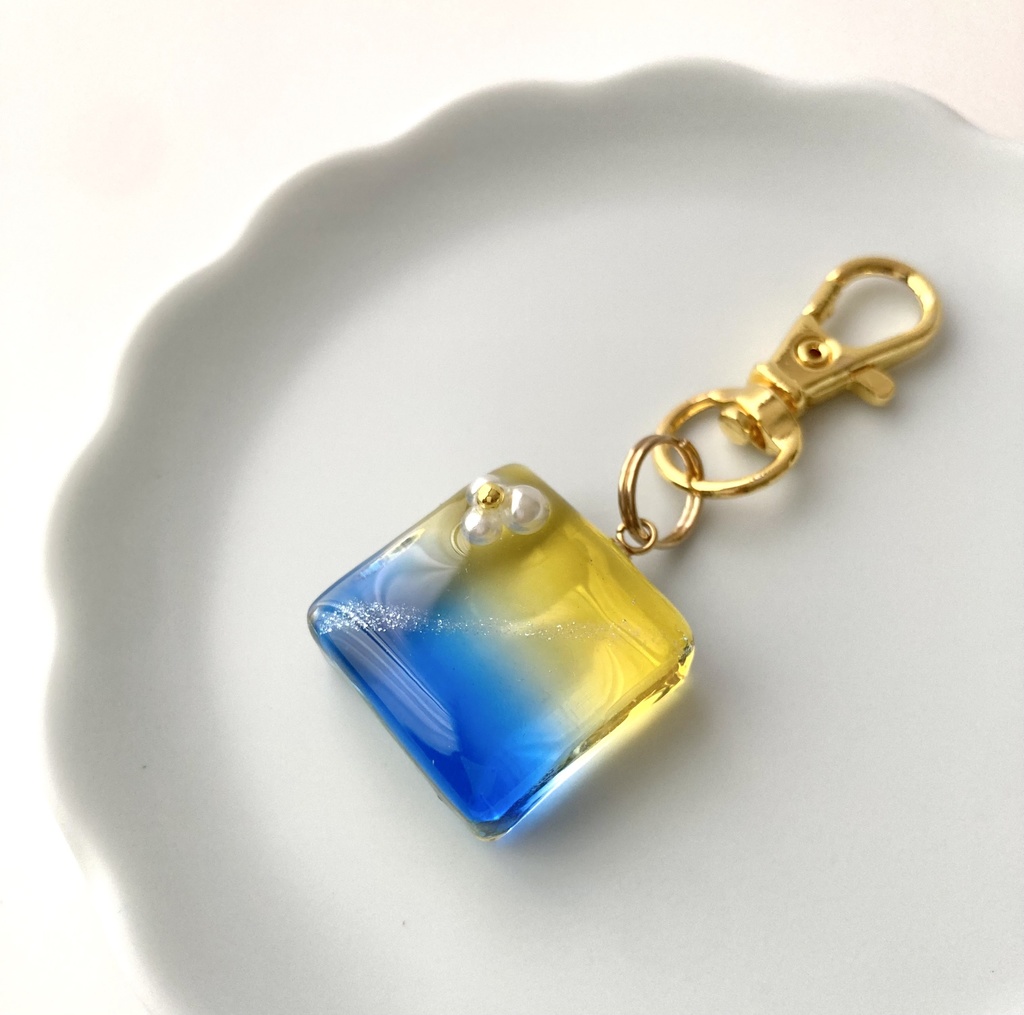 【エルヴィンモチーフ】グラデーションキーホルダー(クリア)