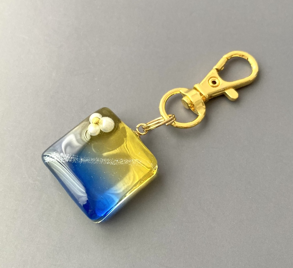 【エルヴィンモチーフ】グラデーションキーホルダー(クリア)