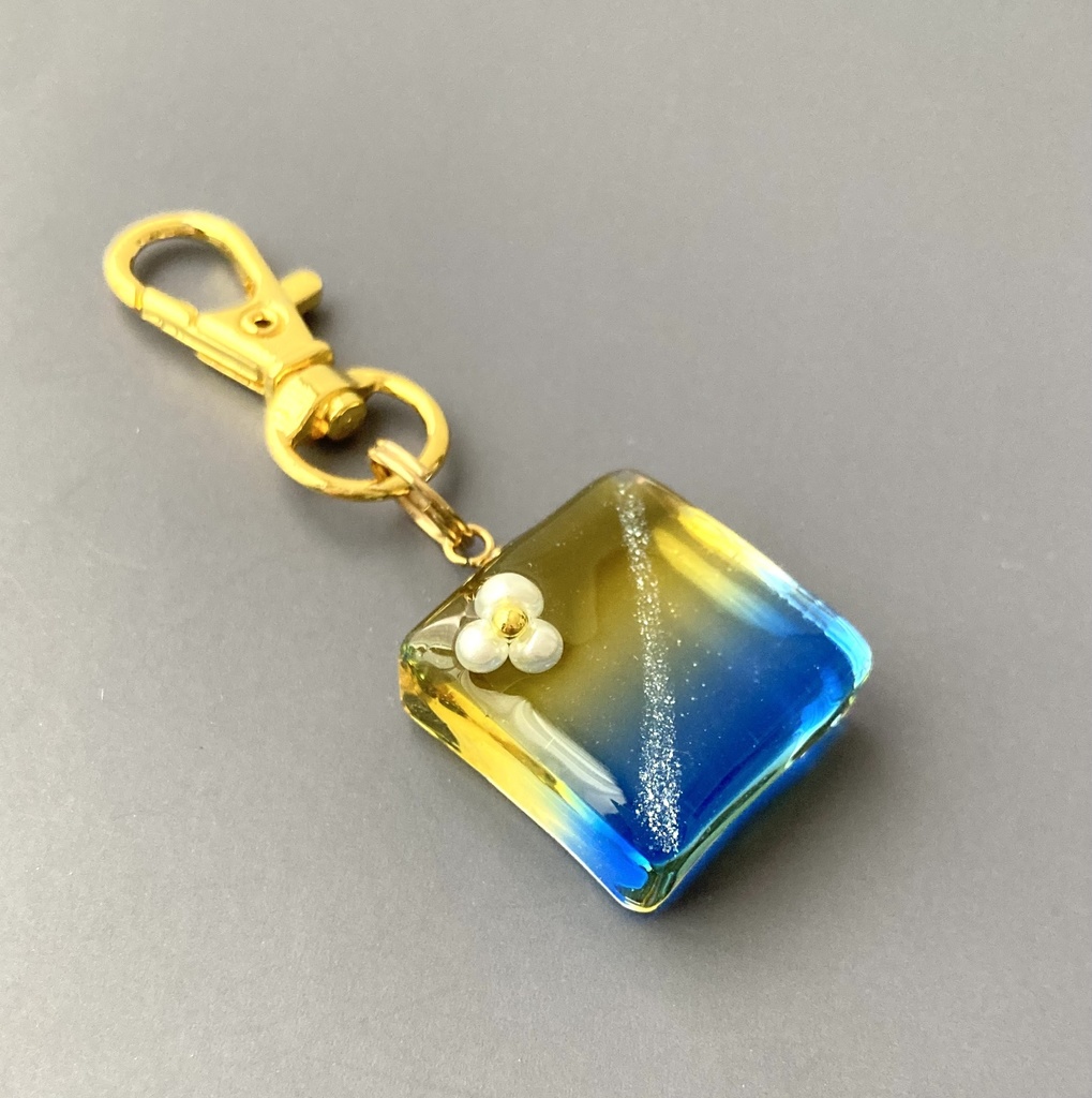 【エルヴィンモチーフ】グラデーションキーホルダー(クリア)