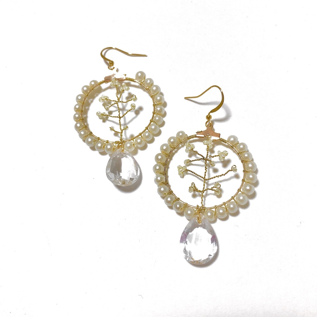 ハンドメイドピアス パール フレーム パステルイエロー