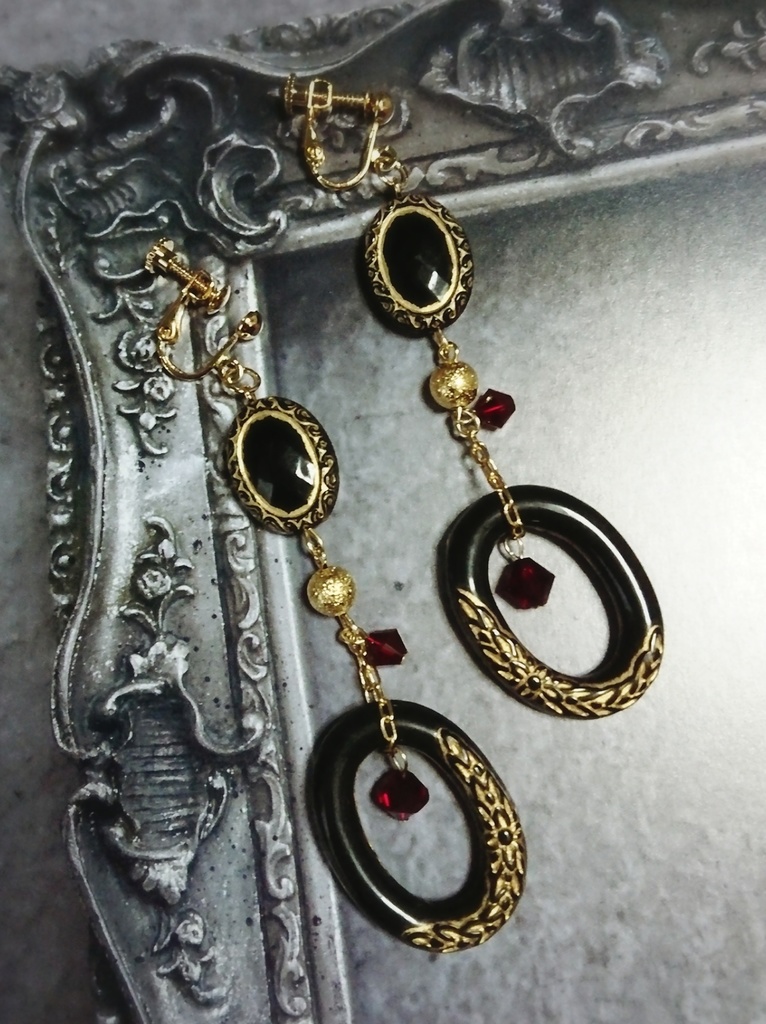 エルメロイⅡ世イメージ アクリルフープの耳飾り