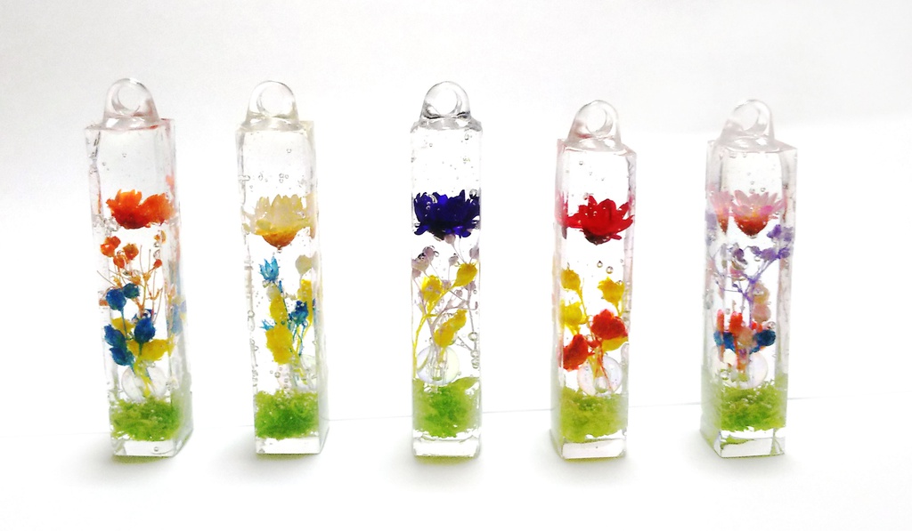 氷柱花のペンダント