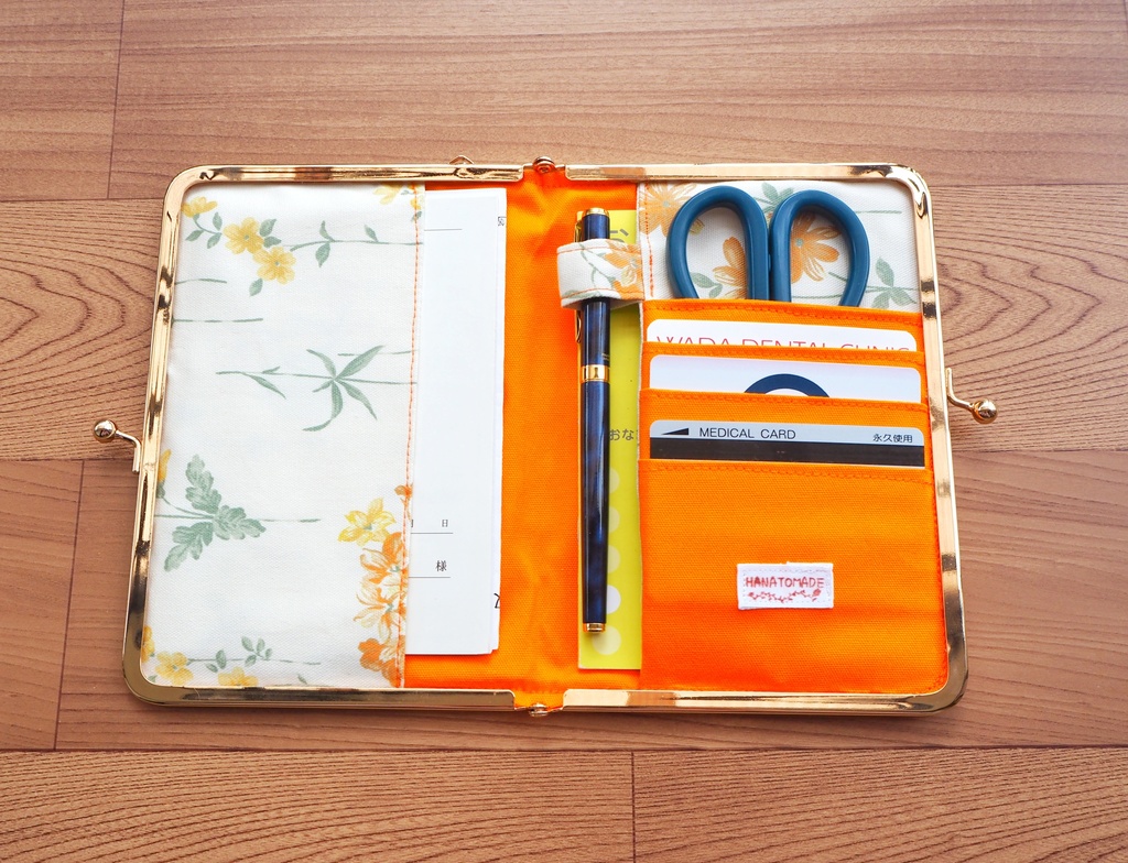 かくれんぼがま口ケース