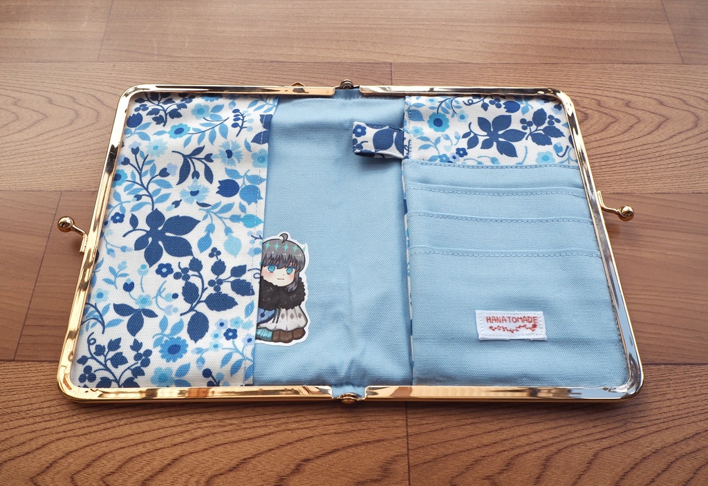 かくれんぼがま口ケース