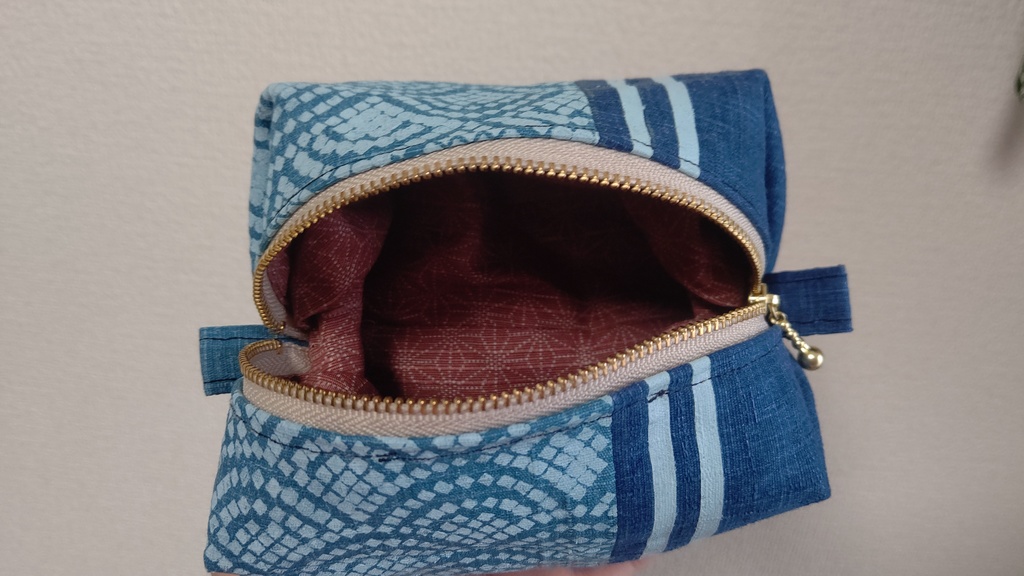 山崎さんイメージポーチ2(衣装)中