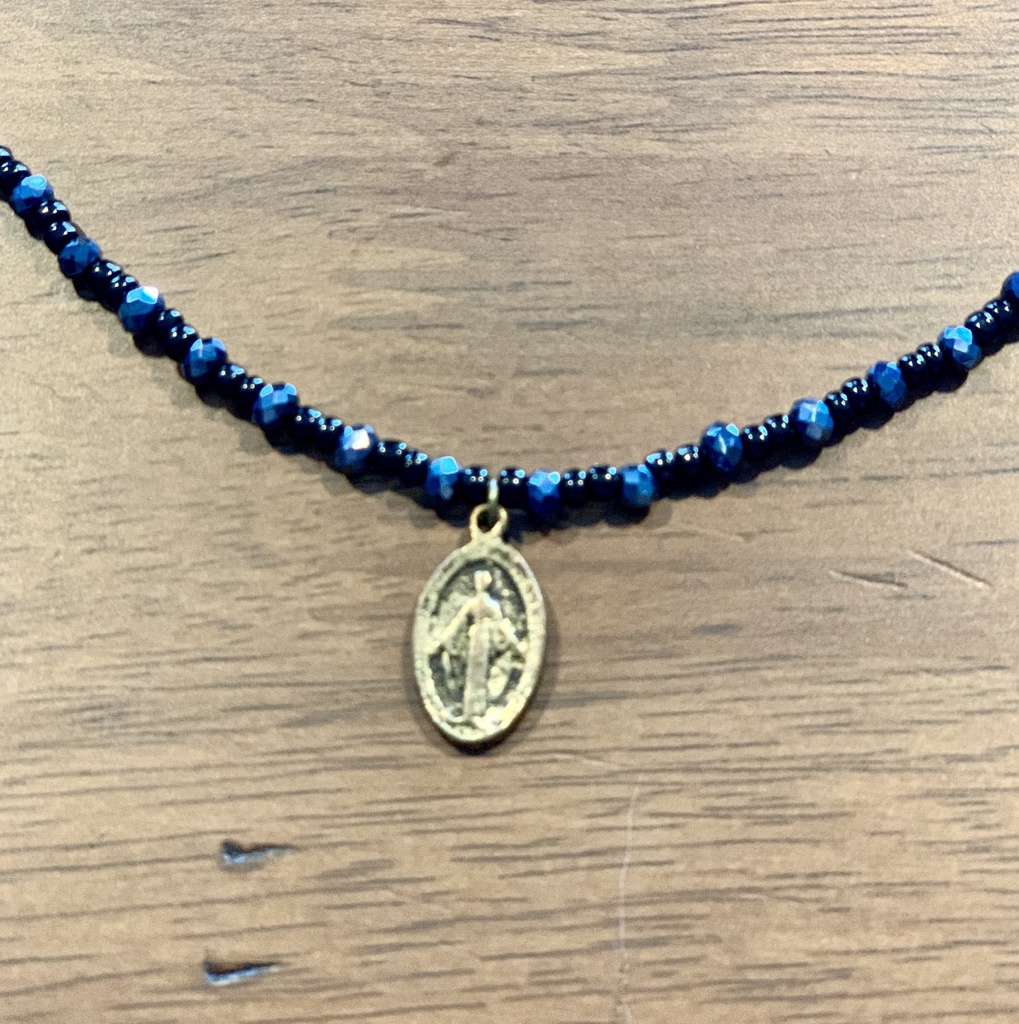 【猫又屋 アンティークメダイのネックレス】