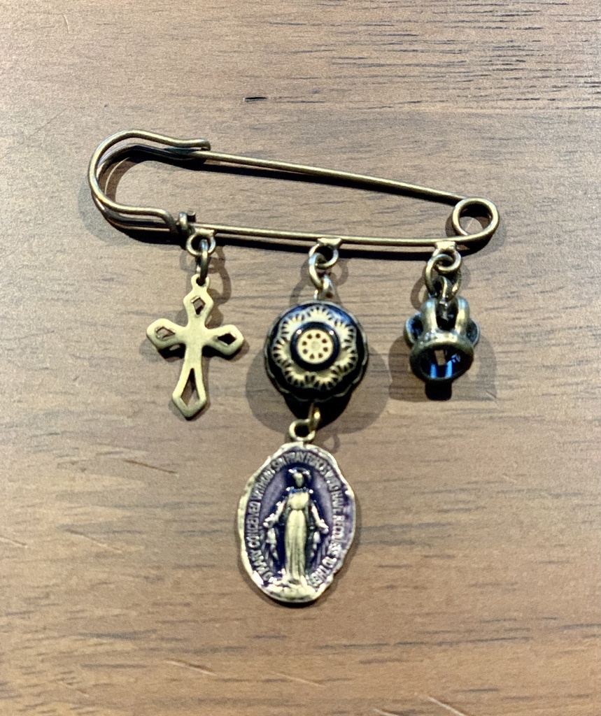 【猫又屋 アンティークメダイのブローチ】