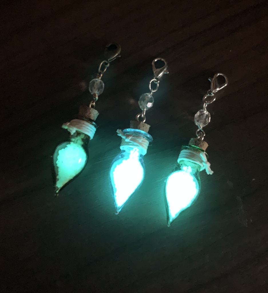 【猫又屋 錬金術師の秘薬チャーム】