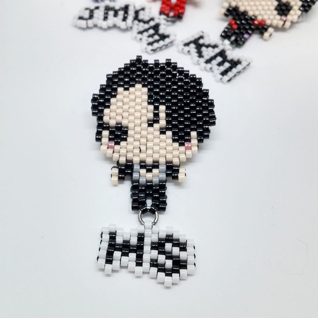 ☆BOYFRIEND 【Jackpot】ビーズブローチ