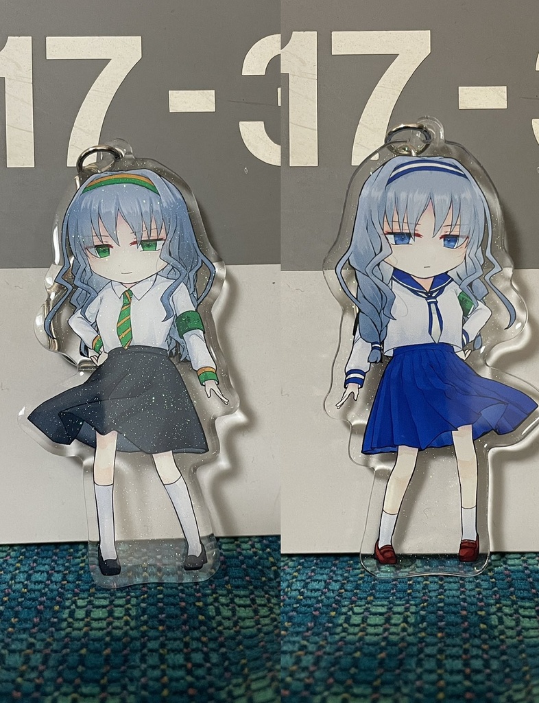 アクリルキーホルダー