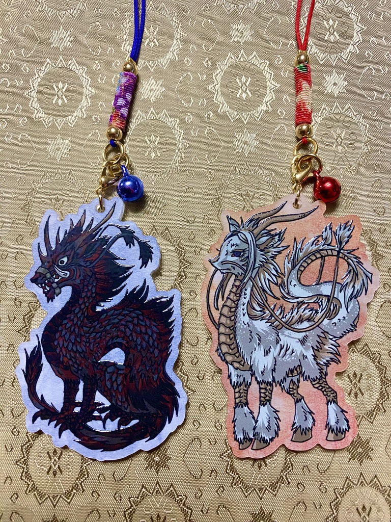 ドラゴンのアクリル根付