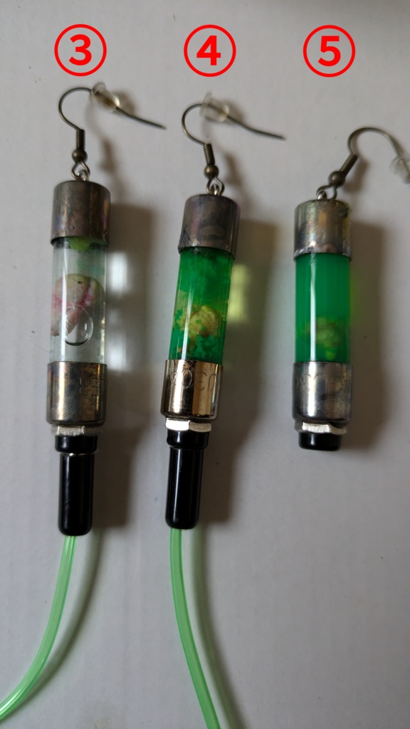 副脳ピアス・イヤリング