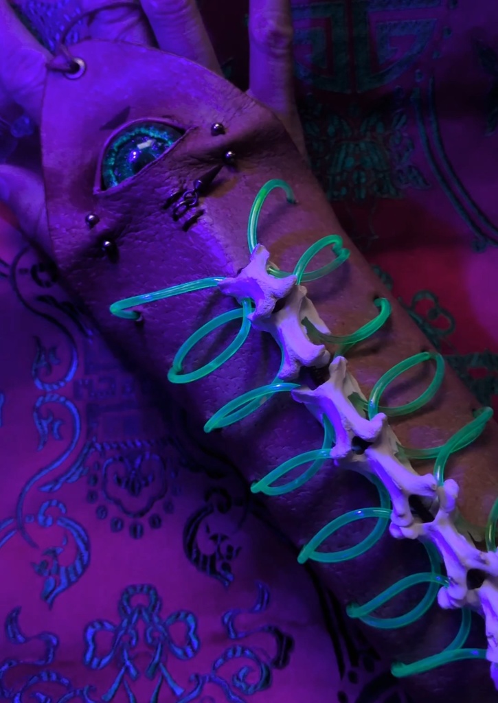 バイオグローブ