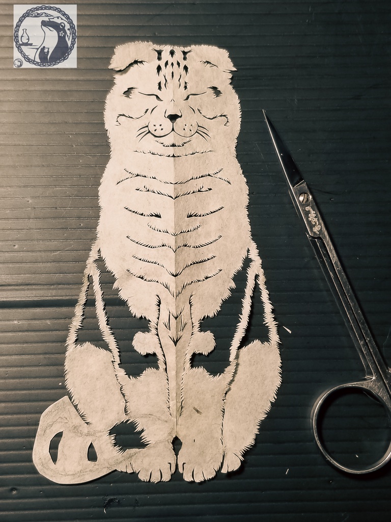 松之山の猫・ぷりん🐱_Tシャツ白【新潟県×もふもふ毛🐸✂シリーズ】