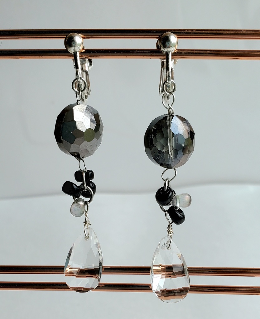 ピアス・イヤリング<孫六兼元>