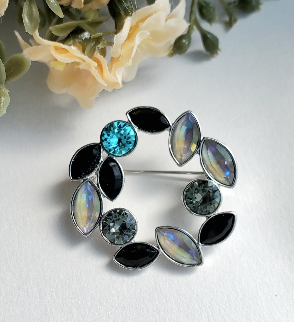 ブローチ<孫六兼元>