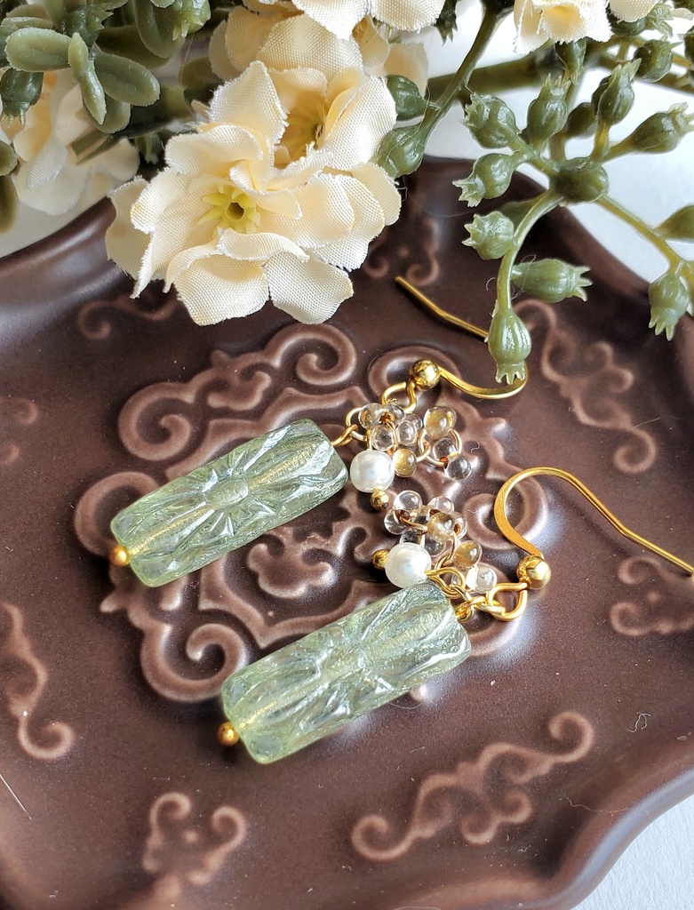 ピアス・イヤリング<富田江>