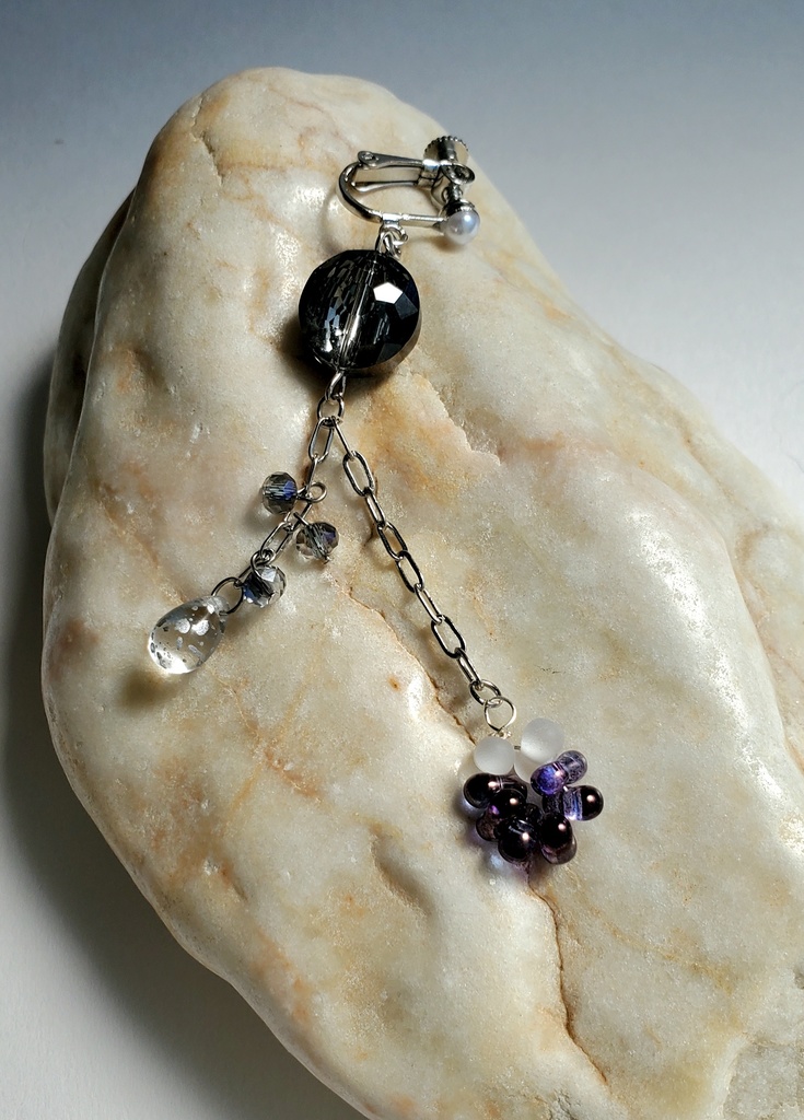 ピアス・イヤリング<人間無骨>