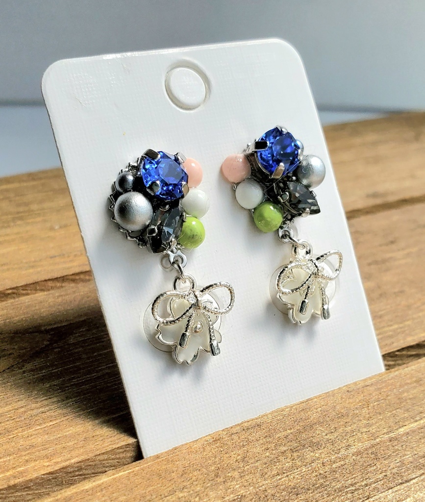 ピアス・イヤリング<謙信景光>