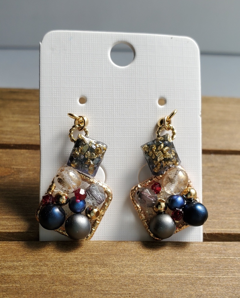 ピアス・イヤリング<鬼丸国綱>