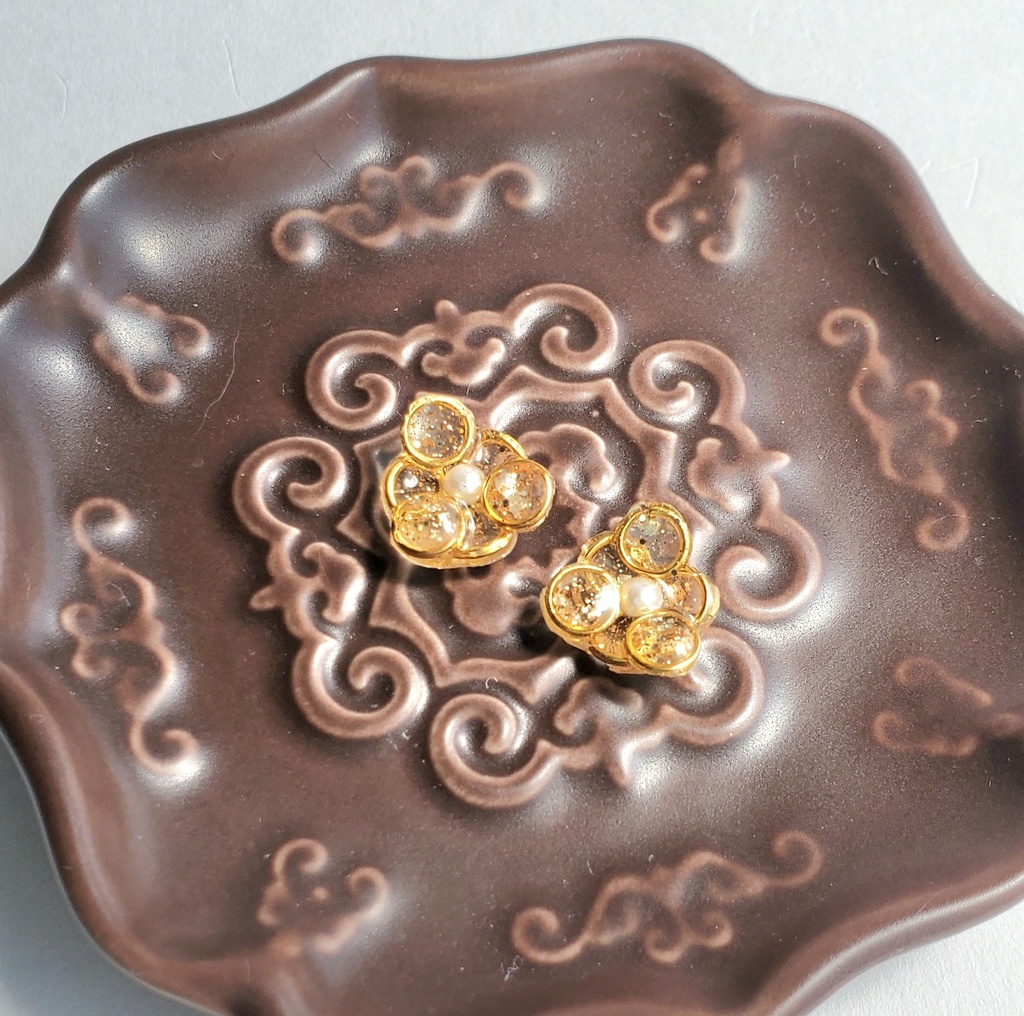 ピアス・イヤリング<蜂須賀虎徹>