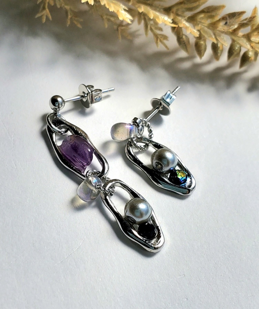 ピアス・イヤリング<骨喰藤四郎>