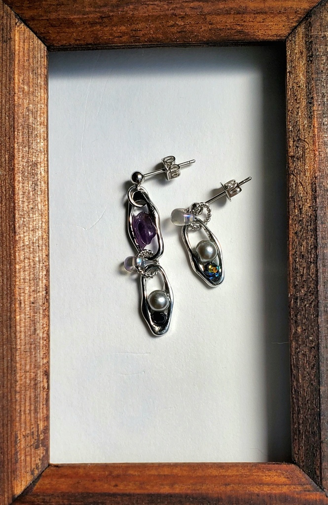 ピアス・イヤリング<骨喰藤四郎>