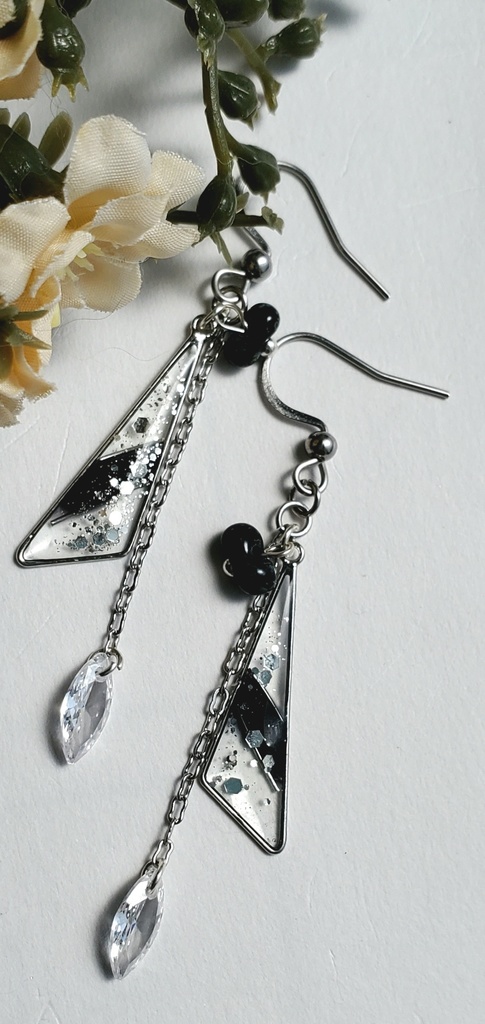 ピアス・イヤリング<水心子正秀>