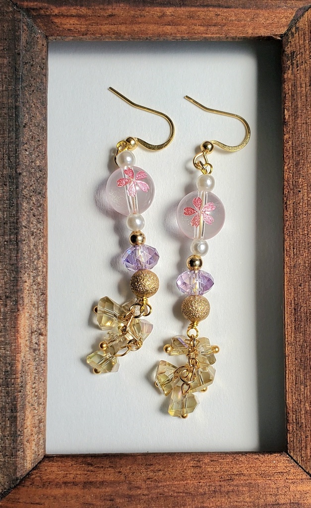ピアス・イヤリング＜蜂須賀虎徹＞