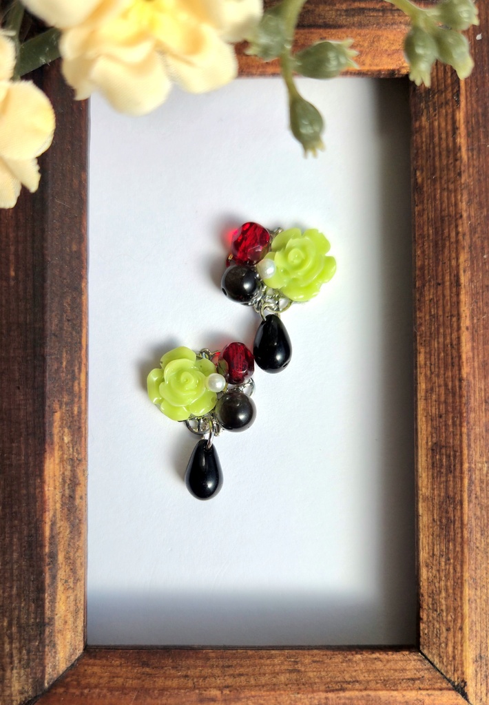 ピアス・イヤリング<石田正宗>