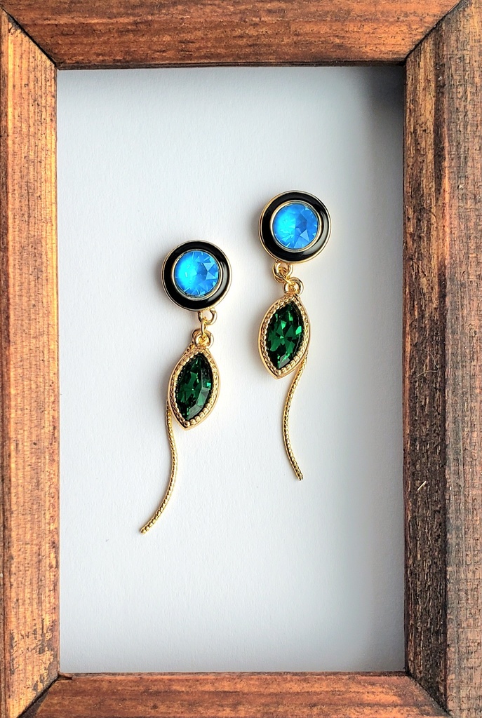 ピアス・イヤリング<笹貫>