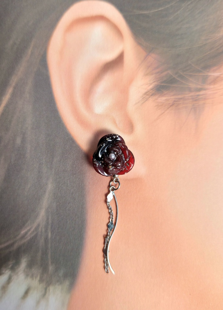 ピアス・イヤリング<肥前忠広>