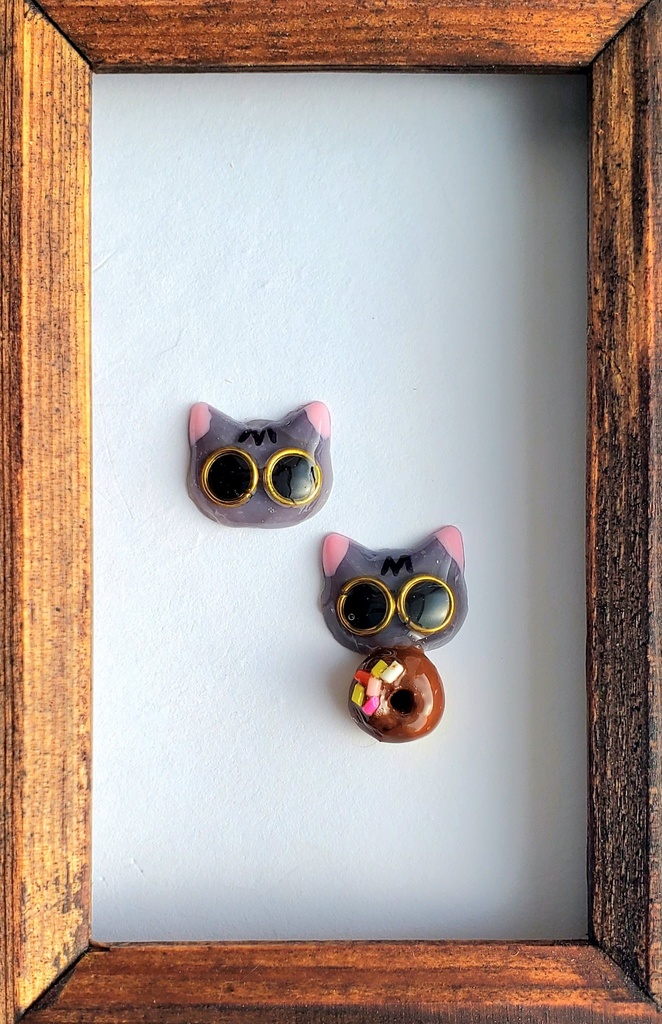 ピアス・イヤリング<ふわふわくん>