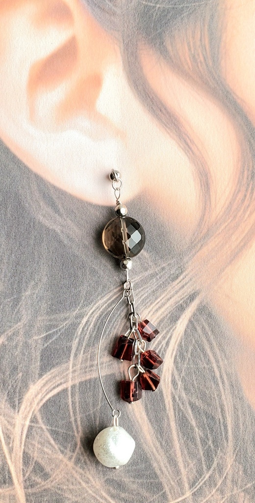 ピアス・イヤリング<後家兼光>