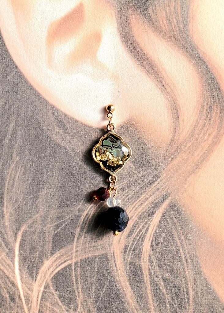 ピアス・イヤリング<鬼丸国綱>